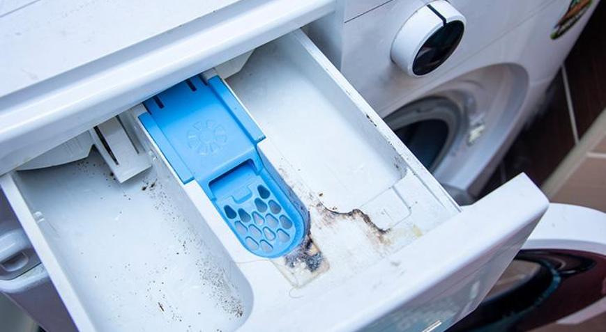 Makineniz eskisi gibi yıkamıyor mu Nedeni deterjan gözü olabilir İşte en etkili temizleme yöntemi