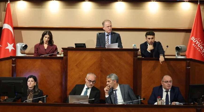 İBB bazı taşınmazlarını vergi borçlarına karşılık Hazineye devretti