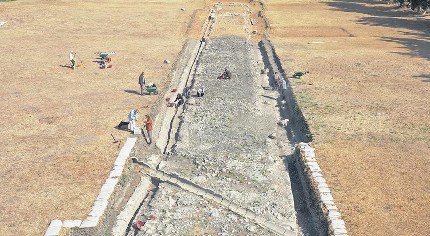 80 bin kişilik antik hipodrom açığa çıkıyor