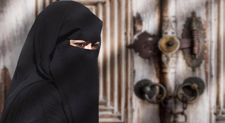 Portekizde peçe yasağı Uymayanlara para cezası verilecek