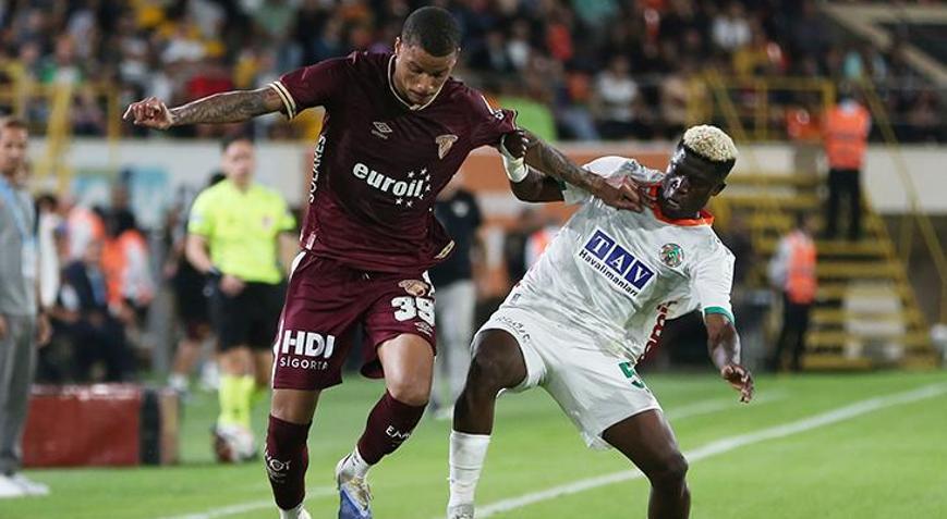 Alanyaspor evinde tek golle güldü