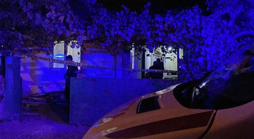 Çorum’da aile faciası Babasını öldürüp kaçtı