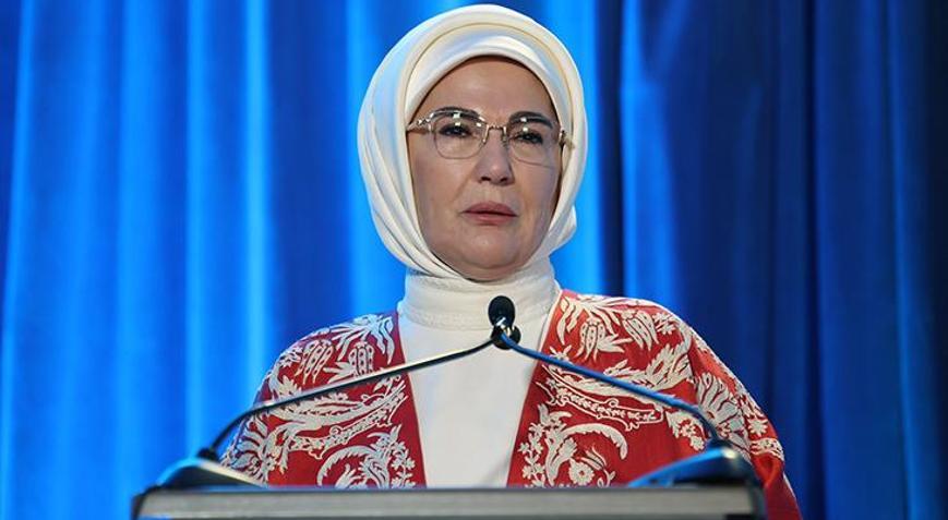 Emine Erdoğan: Dünyanın yükünü hafifleten her adım farkındalıkla başlar
