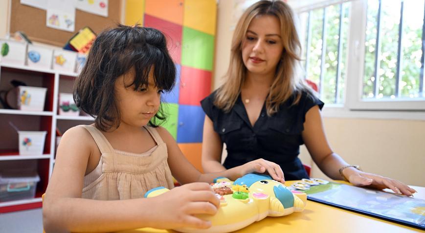 Otizm aile danışma merkezi 12 binden fazla seans verdi