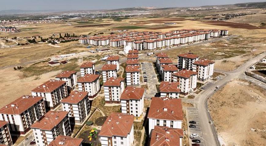 Bakan Kurum: 500 bin anahtarı daha milletimizle buluşturacağız