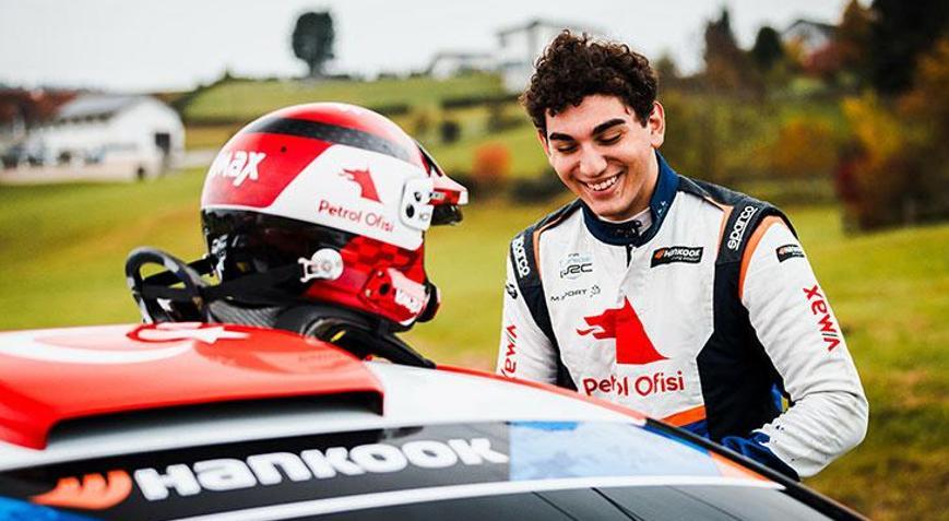 Dünya Ralli Şampiyonasının parlayan çaylağı Kerem Kazaz