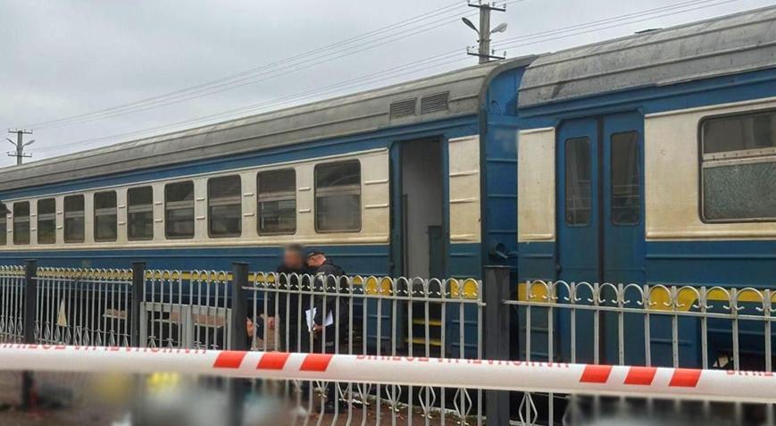 Ukraynada tren istasyonuna bombalı saldırı Ölü ve yaralılar var