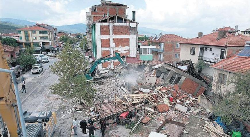 20 bin ton dinamit etkisindeydi