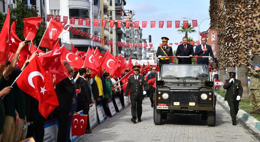 Osmaniye’de 29 Ekim kutlandı