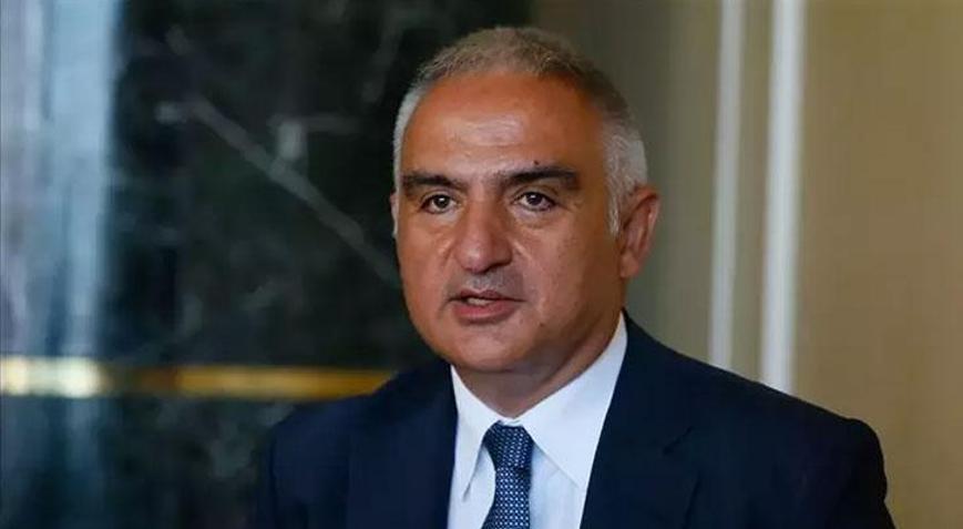 Bakan Ersoy Cumhurbaşkanlığı Kültür ve Sanat Büyük Ödüllerini kazananları tebrik etti