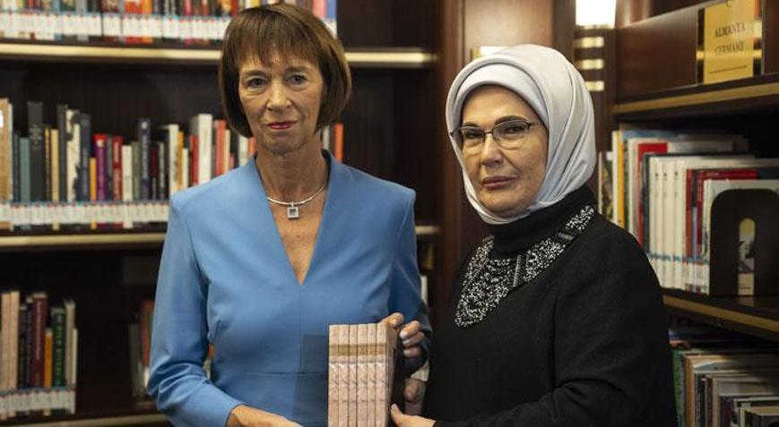 Emine Erdoğan, Charlotte Merz ile Millet Kütüphanesini ziyaret etti
