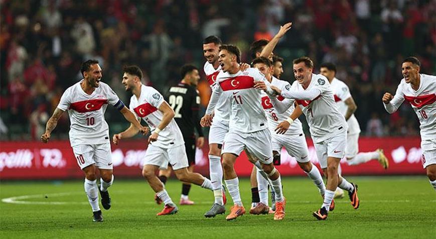 Fenerbahçeden Milli yıldıza transfer çağrısı Sözleşme yenileme