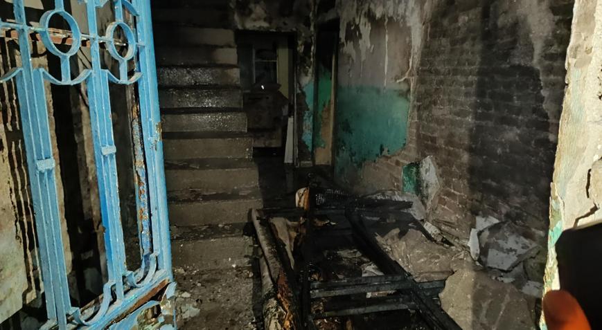 Bursada evini ateşe verdi; hastaneye kaldırıldı