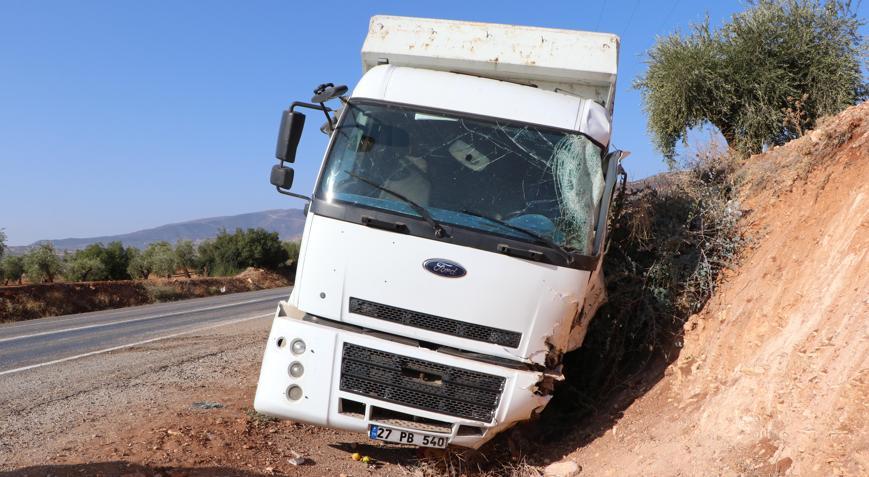 Kiliste zincirleme kazada 3 araçta hasar oluştu