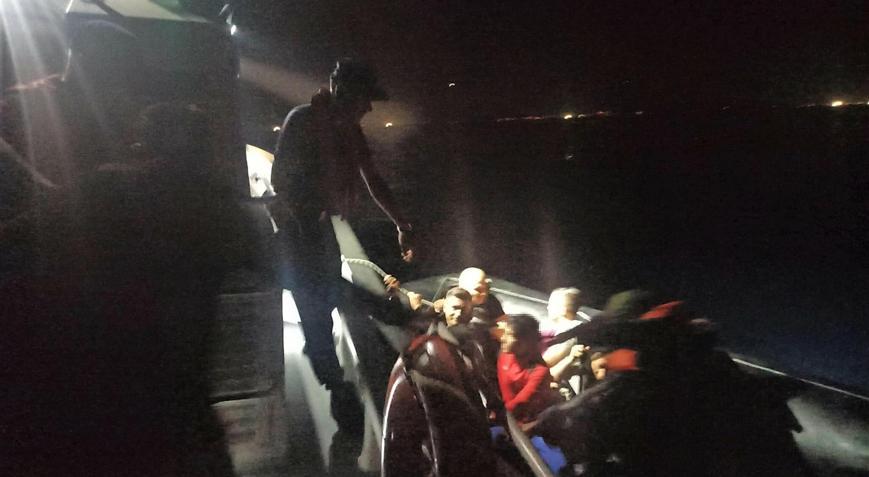 Kuşadası açıklarında 25 kaçak göçmen yakalandı