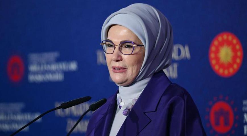 Emine Erdoğan, Topkapı Sarayı Saat Müzesinin açılışına katıldı Emine Erdoğan, Topkapı Sarayı Saat Müzesinin açılışına katıldı