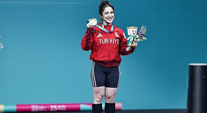 İslami Dayanışma Oyunlarında Gamze Altundan 3 altın madalya