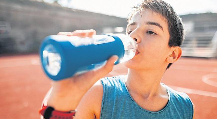 Bir kutuda ölüm riski Enerji içeceklerin çocukların kalbini durdurabiliyor