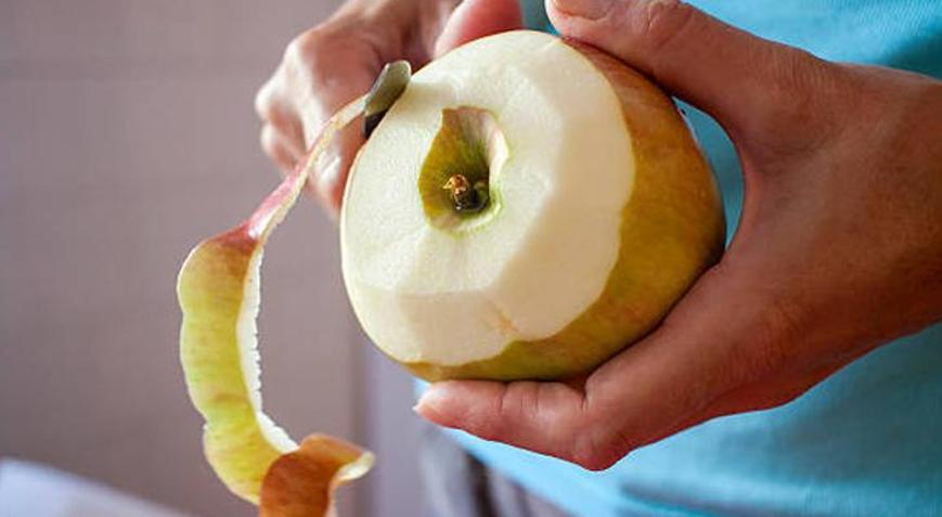Elmaların çürümesini önlüyor Haftalarca taş gibi kalan elmaların sırrı