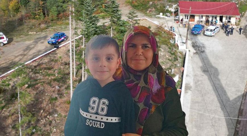 Anne ve oğlundan 7 gündür iz yok Dronlar, iz köpekleri devrede…