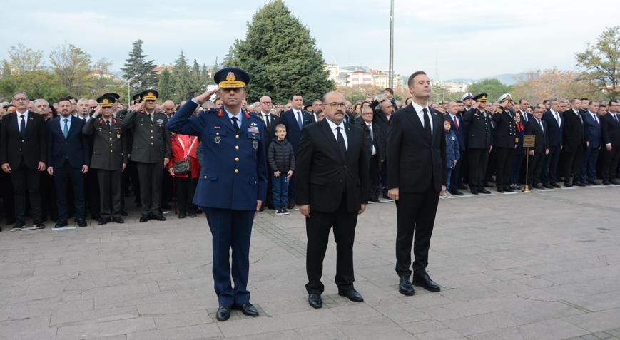 Büyük Önder Atatürk ebediyete intikalinin 87. yılında Bursa ve çevre illerde anıldı
