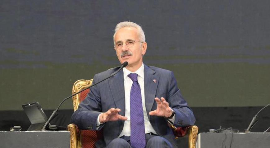 Karayoluyla Avrupaya bağlanma hedefi Bakan Uraloğlu Mısırda anlattı: Yapmamız gerekenler var