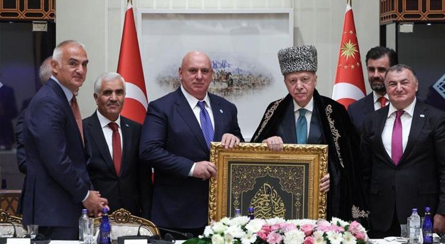 Bakan Ersoy Ahıskalı Türklere ilişkin paylaşımda bulundu