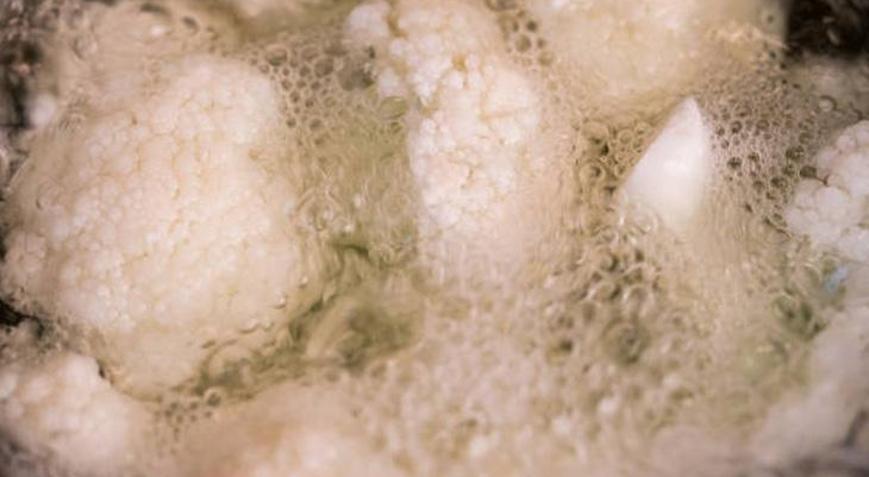 Karnabaharın kokusu rahatsız etmesin Karnabaharı kokutmadan pişirme yöntemi