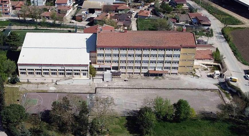 Edirnede depreme dayanıksız lise binasının yıkılmasına karar verildi