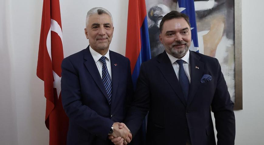 Bakan Bolat, Bosna Hersek Dış Ticaret ve Ekonomik İlişkiler Bakanı Kosarac ile görüştü