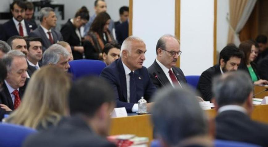 Bakan Ersoy, TBMM’de 2026 bütçesini anlattı Turizmde rekor, arkeolojide yoğun çalışma