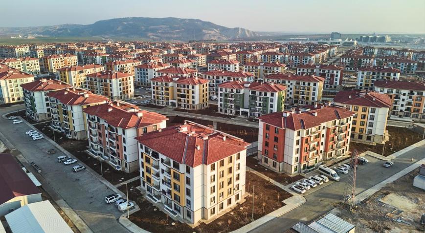 350 bininci deprem konutu bugün teslim edilecek