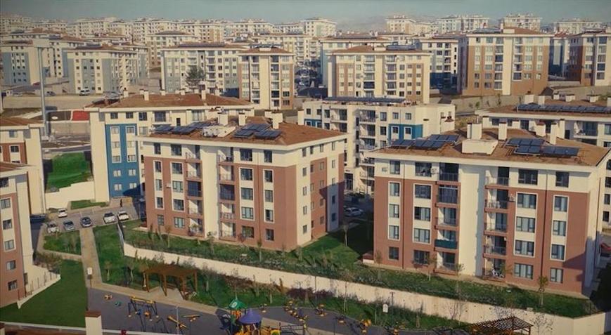 TOKİ Başkanı Sungur, 350 bininci deprem konutunun teslim töreninde konuştu