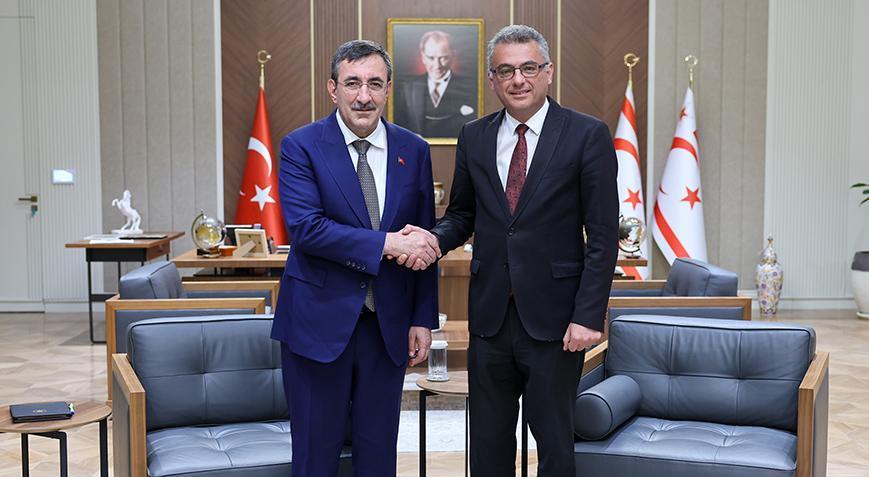 KKTC Cumhurbaşkanı Erhürman, Cumhurbaşkanı Yardımcısı Yılmazı kabul etti
