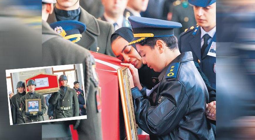 Şehit Yarbay’a gözyaşlarıyla veda