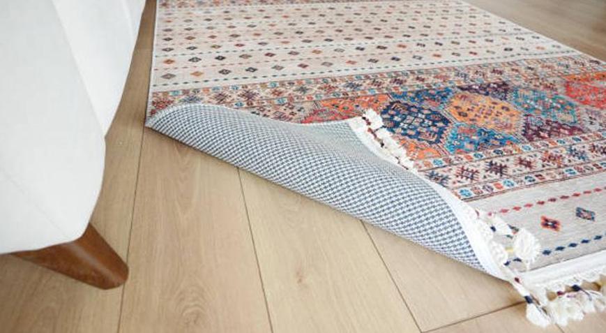 Kaydırmaz derdi bitiyor: Streç filmle halı sabitleme tekniği