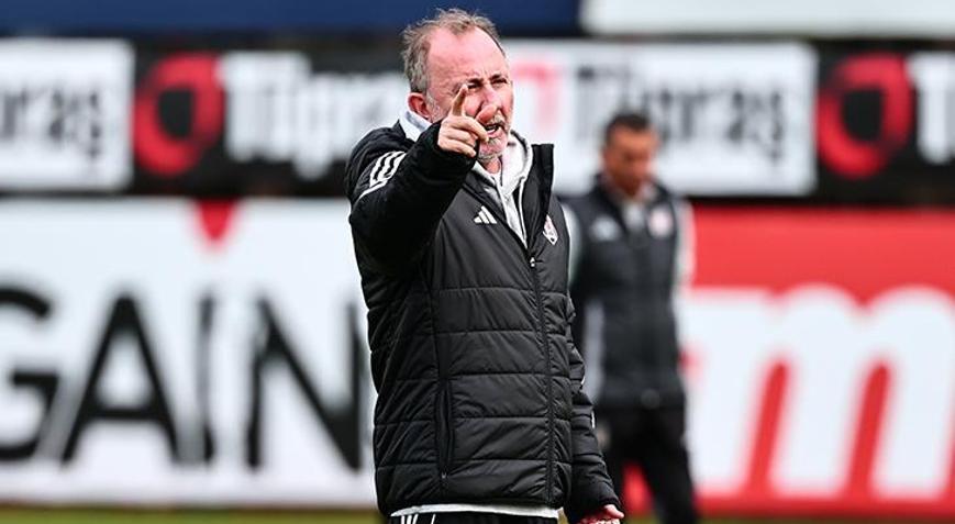 Beşiktaşta anjiyo olan Sergen Yalçın idmana çıktı