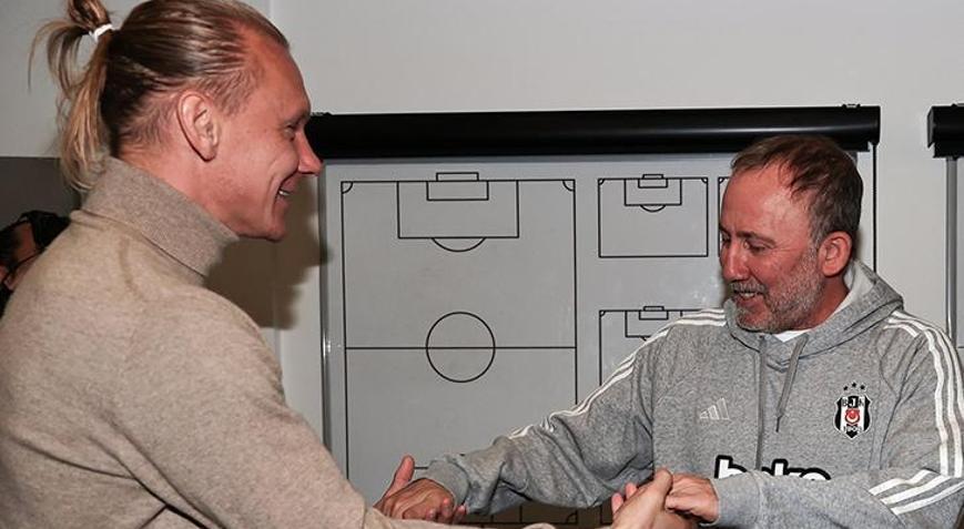 Domagoj Vida, Beşiktaşı ziyaret etti