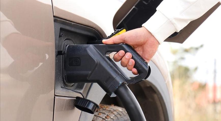 Türkiyede trafiğe kayıtlı elektrikli otomobil sayısı 330 bini geçti