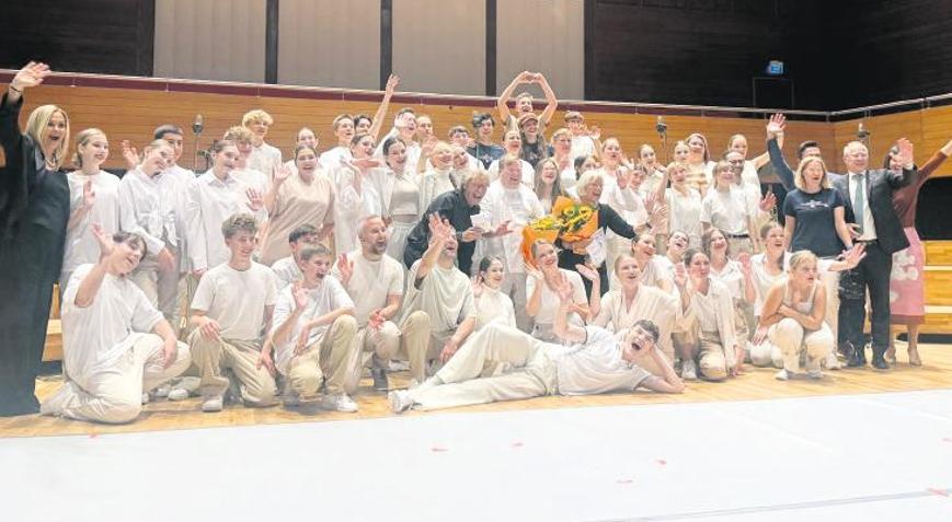 Sahne barış için kuruldu