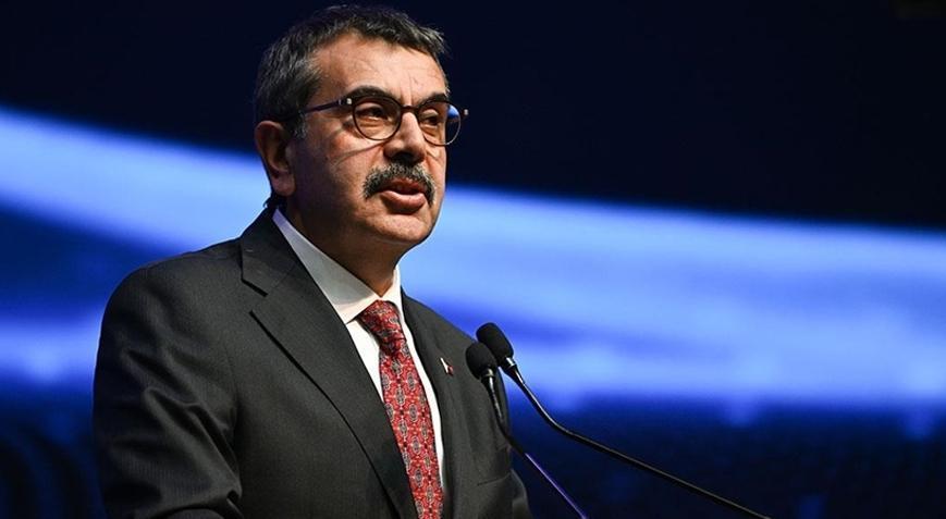 Bakan Tekinden vatandaşlara 24 Kasım Öğretmenler Günü çağrısı