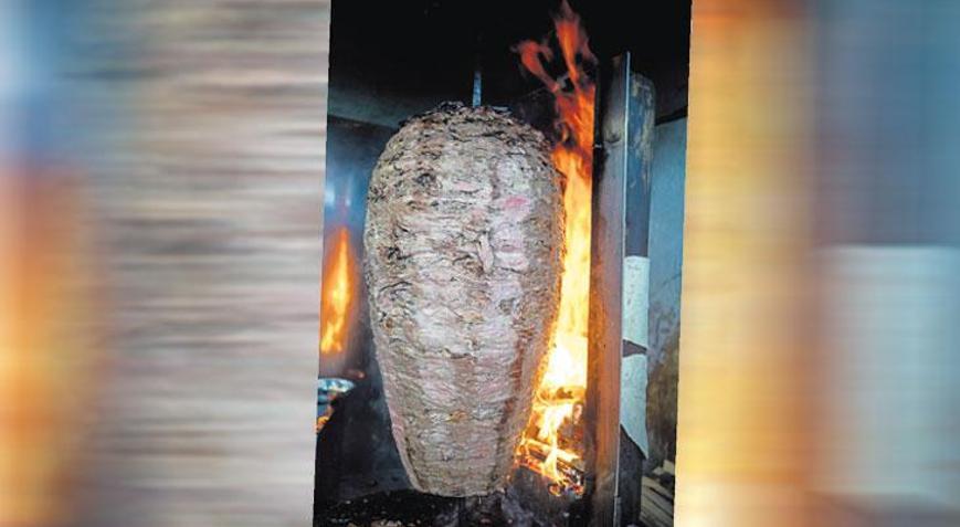 ‘Döner ile alev arasına 25 cm mesafe koyun’