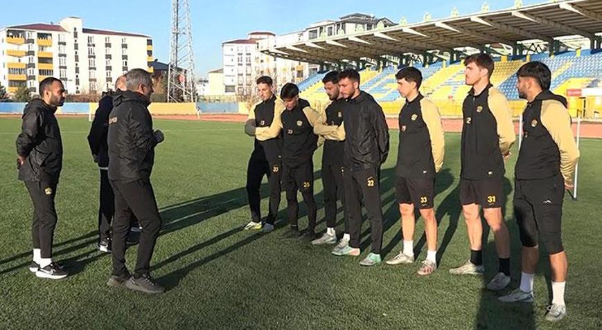 17 futbolcusu ceza alan Ağrı 1970 Sporun 7 oyuncusu kaldı