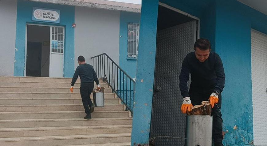 Tek öğrencili sınıfta öğretmenler günü kutlaması ‘Okulda her şey ikimizden ibaret’