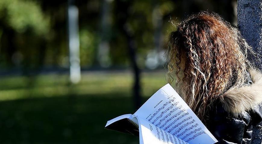 Araştırma: Ergenlik dönemi 32 yaşına kadar sürebiliyor