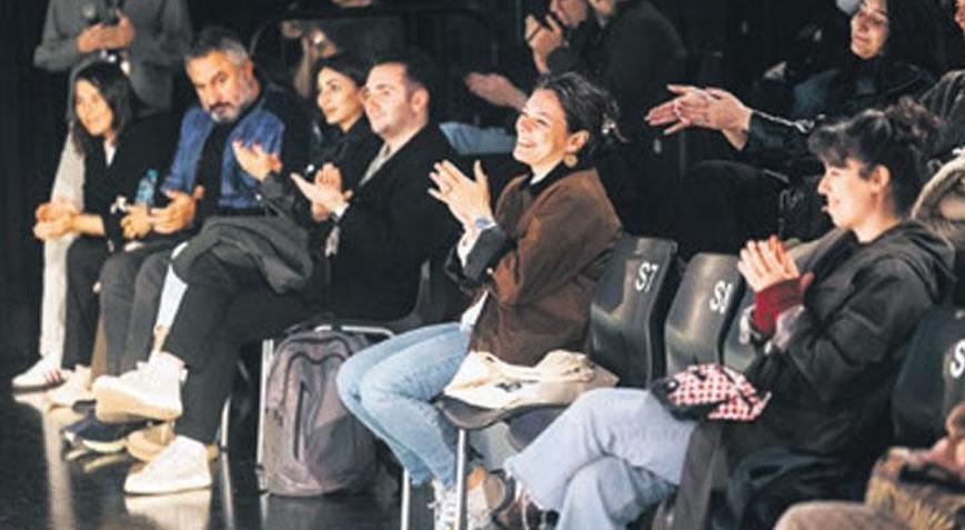Tiyatro Festivali’ni 17 bin kişi izledi