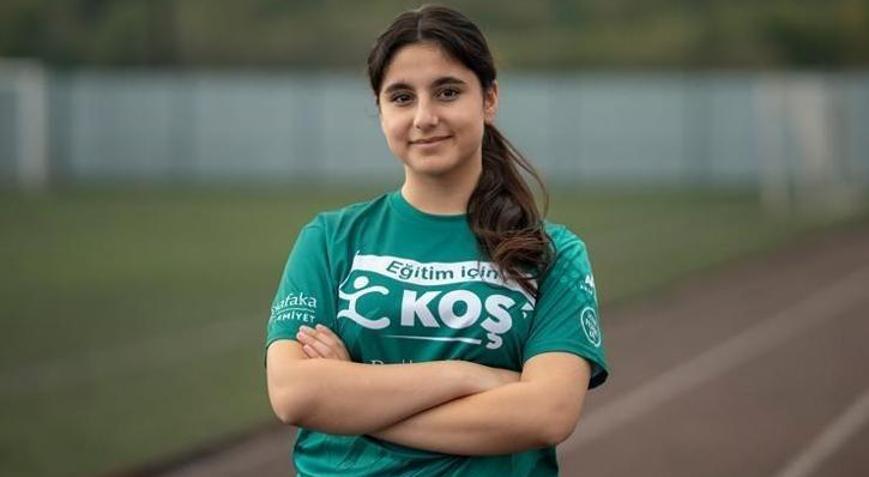 Darüşşafakalı İnci Naz Sönmez, bağışta zirveye koştu