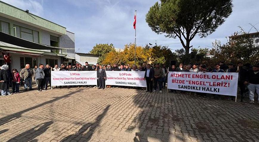 Aydın İncirliova’da altyapı krizi: Vatandaşlar CHP’yi protesto etti