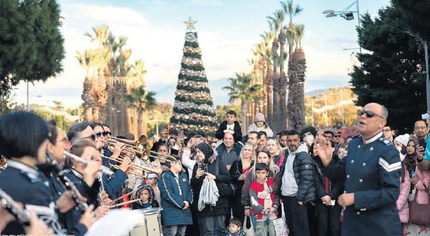 İzmir yeni yıla festivalle giriyor