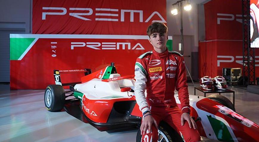 Alp Aksoydan büyük başarı Formula Trophy sezonunun açılış yarışını kazandı